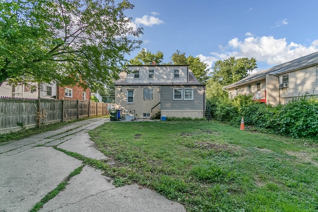 Photo - 4827 Indian Ln