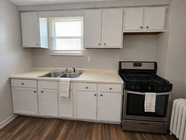 1300 Kelton Ave Unit 1