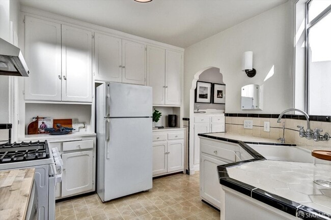 Photo - 1551 27th Ave