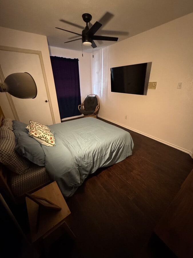 Photo - 810 Cornish Oak Ct