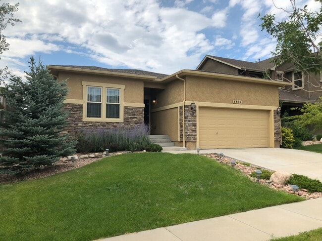 Building Photo - Ranch Style 4 Bedroom Home in Cordera...sh...