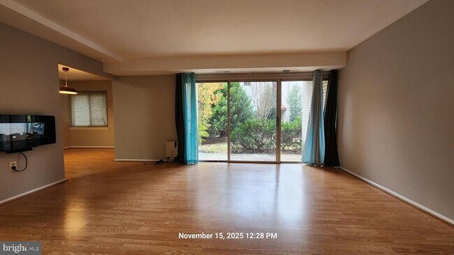 Photo - 14414 Parkvale Rd Unit 2