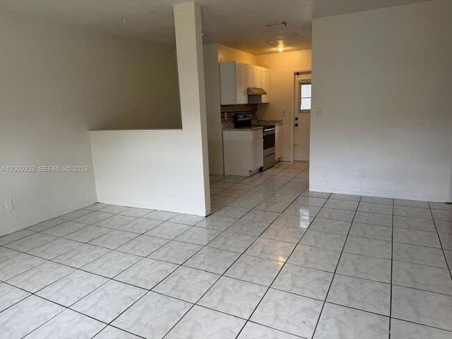 Photo - 728 SW 7th St Unit 1-2