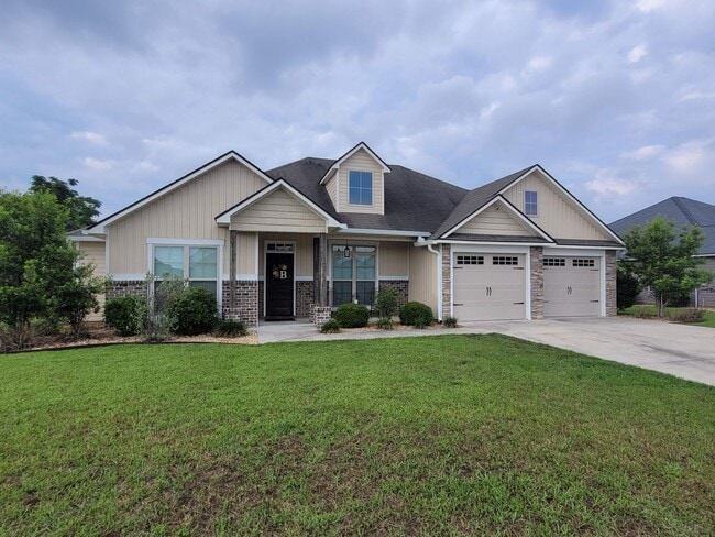 Beautiful 4BD/2BA Home with Screened Patio... - Beautiful 4BD/2BA Home with Screened Patio...