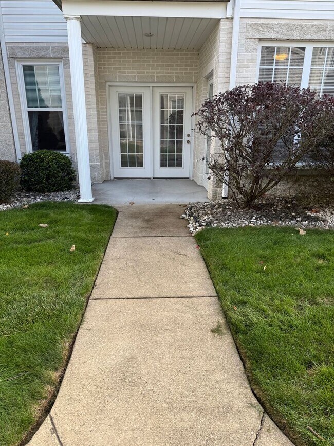 Photo - Adams Pointe 2 bedroom, 2 bathroom home