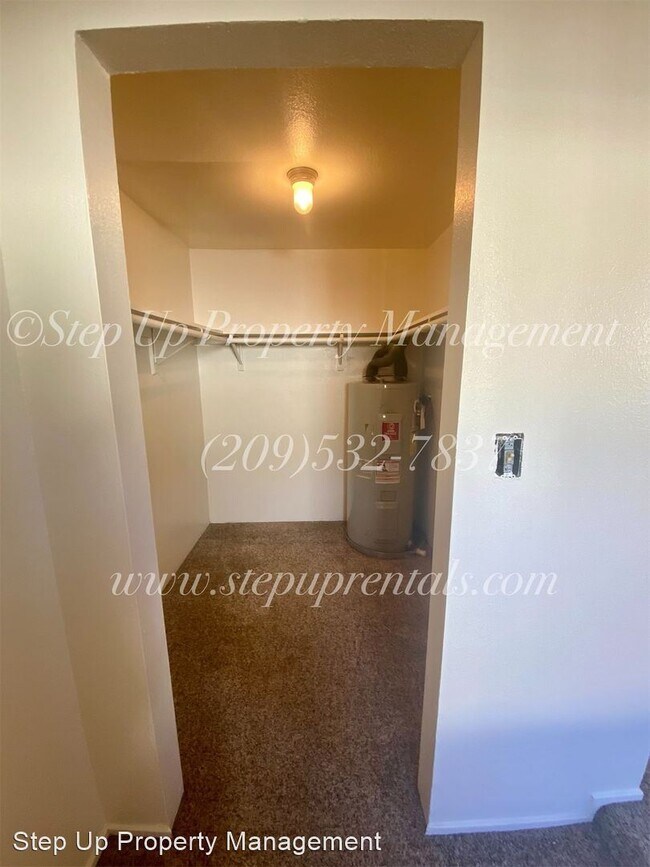 Photo - 3 br, 2 bath House - 18343 Main St