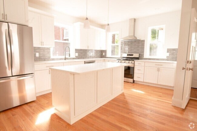 Building Photo - 8 Brookside Ave Unit 1 Rental