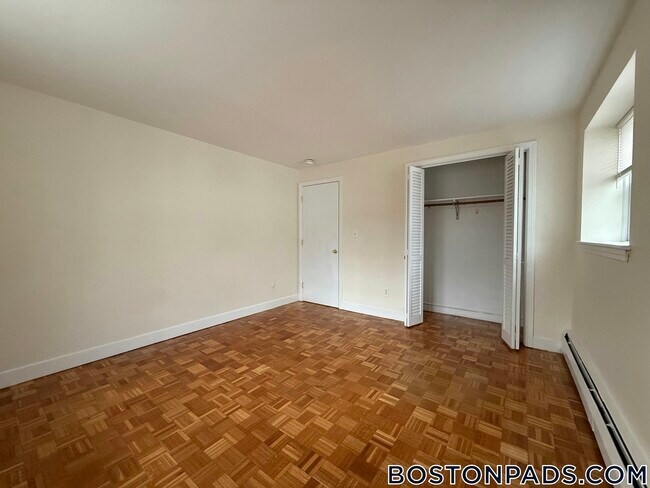 Photo - 32 Worthen Rd Unit B3