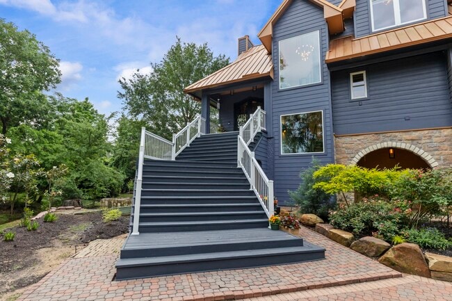 Building Photo - 14335 Hillshire Dr Rental