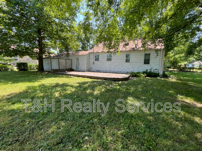 Photo - 8918 Birch St