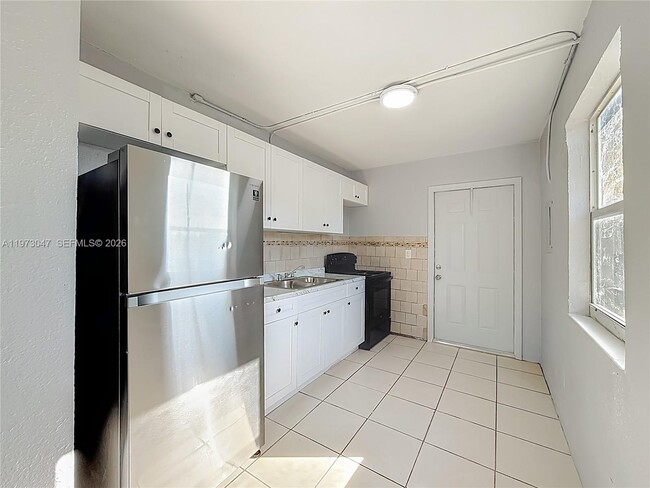 Photo - 2408 NW 8th St