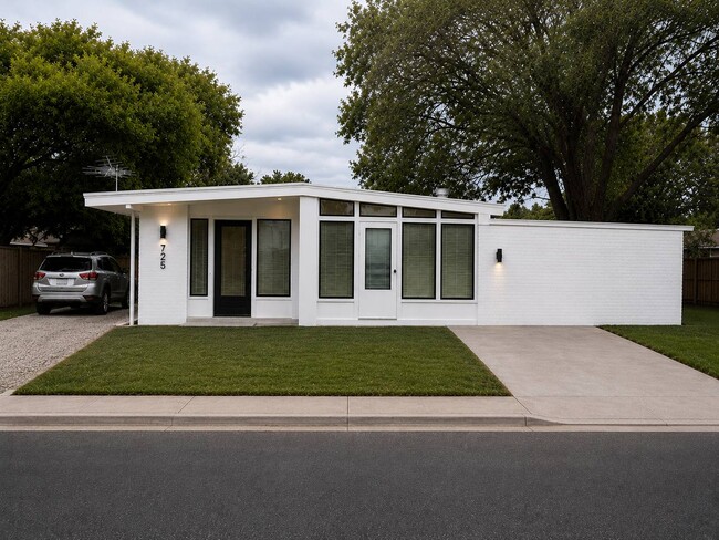Building Photo - 260 N 100 E Unit A