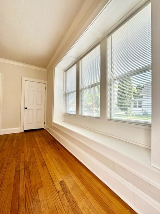 Photo - 1152 Stuart St