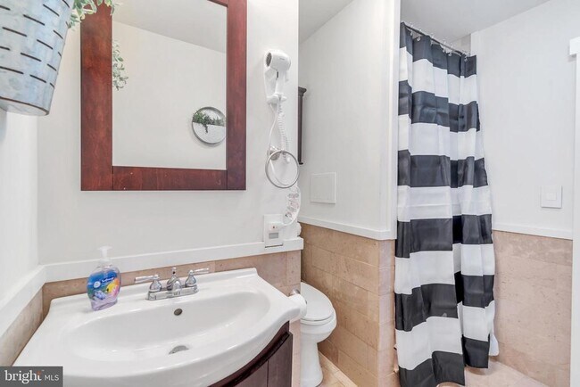 Photo - 2134 Locust St Unidad 1F