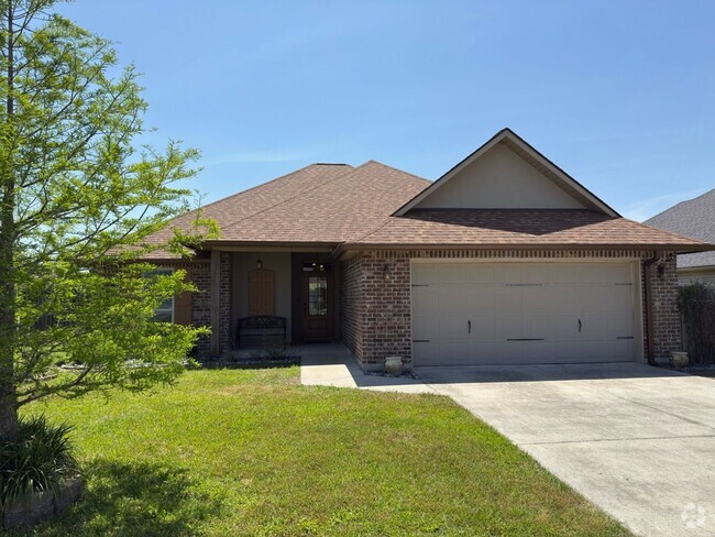 Building Photo - Spacious 3 Bed, 2 Bath Home in Walker - Fe...