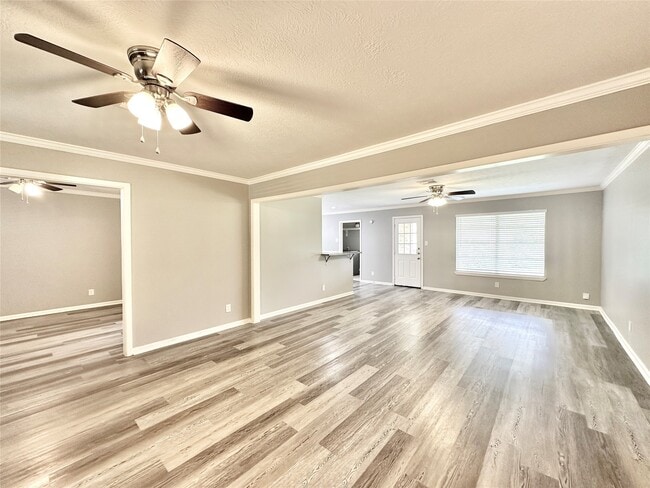 Photo - 5818 Birchmont Dr