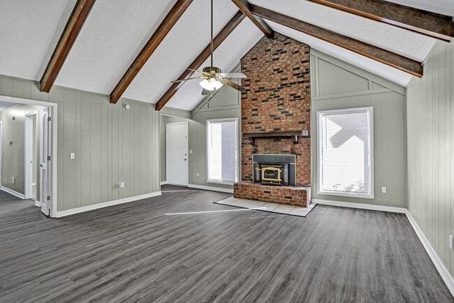 Photo - 4615 Sherbrook Dr