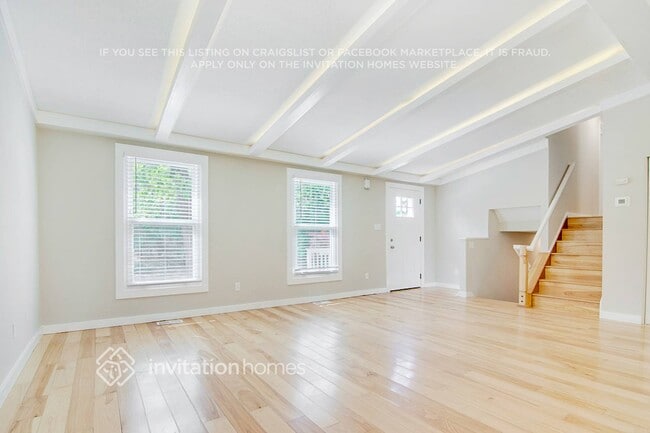 Photo - 108 N Corncrib Ct