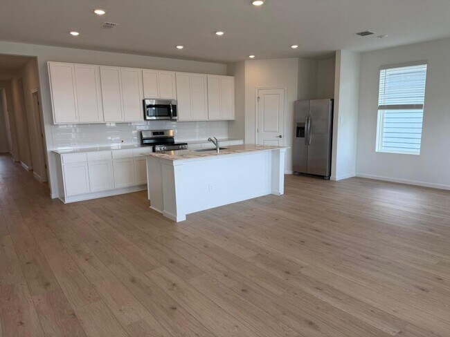 Photo - 4371 Vibernum Ave