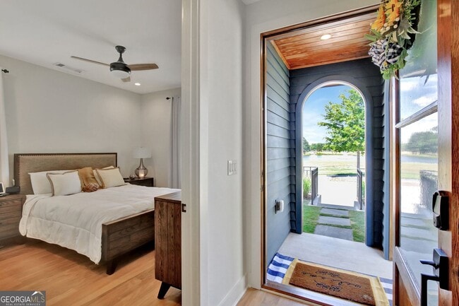 Photo - 120 Heatherden Ave