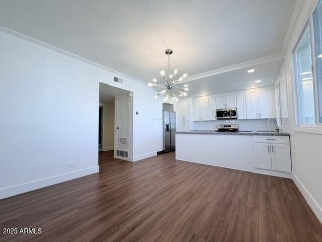 Photo - 6936 E 3rd St