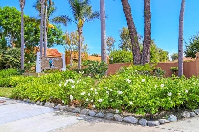 Photo - 6600 Warner Ave Unidad 65 Rental