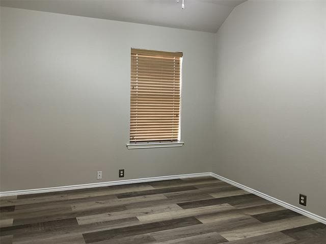 Photo - 6908 Hayling Way