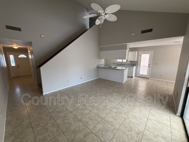 Photo - 2899 Country Club Dr