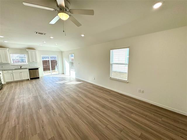 Photo - 4910 Dry Creek Rd