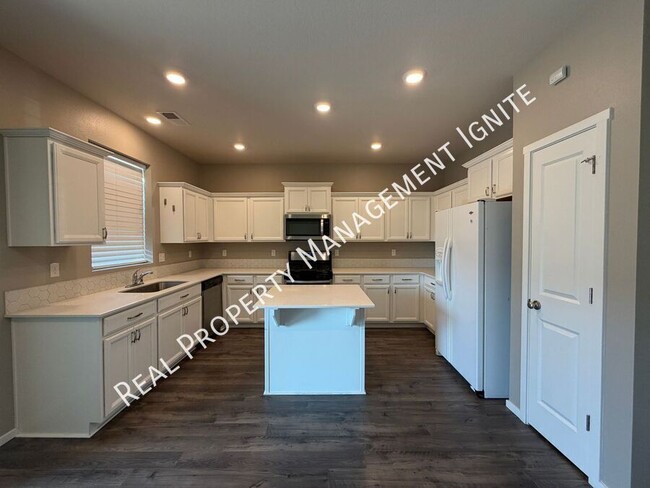 Photo - 1430 NW Upas Pl