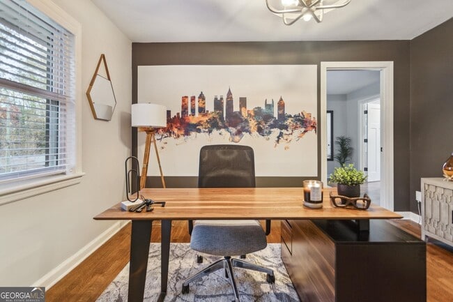 Photo - 425 Plantation Rd SW