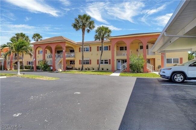 Photo - 360 Charlemagne Blvd Condo Unit D105