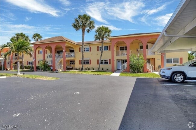 Building Photo - 360 Charlemagne Blvd Unit D105 Rental