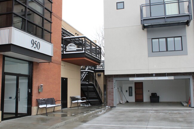 Brand New Executive Loft in Old Town Louis... - Brand New Executive Loft in Old Town Louis...