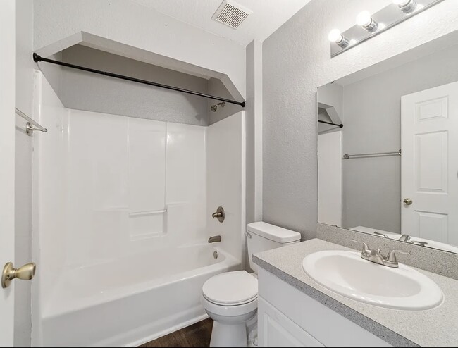 Photo - 6930 Bahia Rd