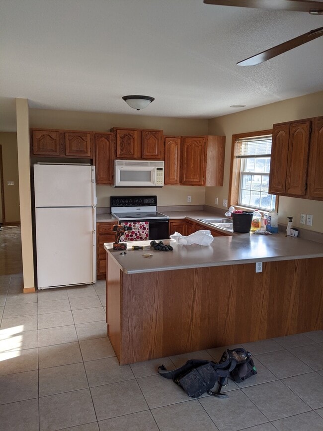 Photo - 3206 S Cedar Ave