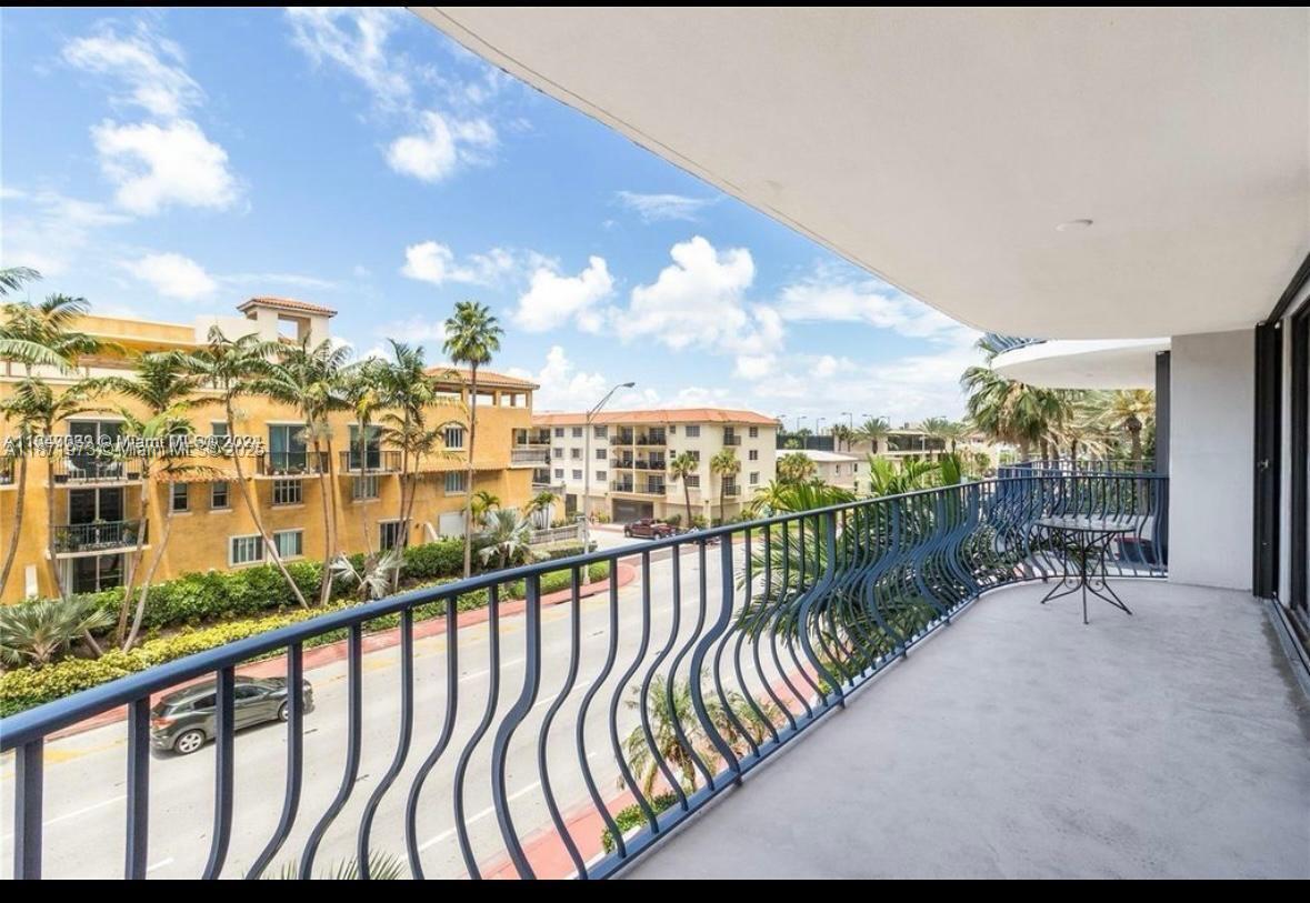 Photo - 8877 Collins Ave Unidad 506