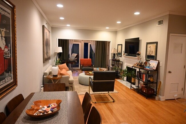 Photo - 2921 Lenox Rd NE