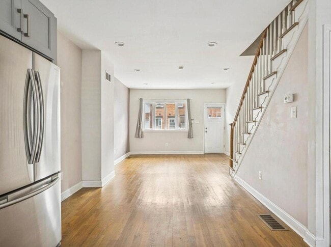 Photo - 3152 Agate St