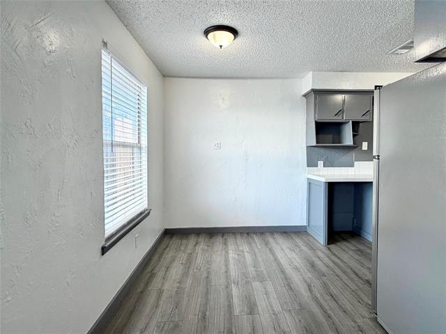 Photo - 2526 Louise St
