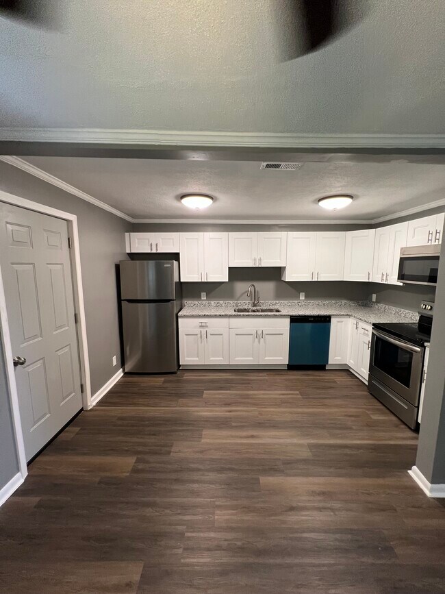 Photo - 4 Rexford Dr