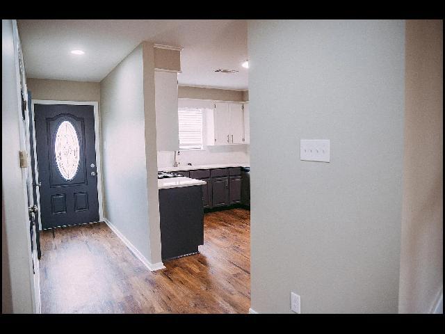 Photo - 408 W 4th St