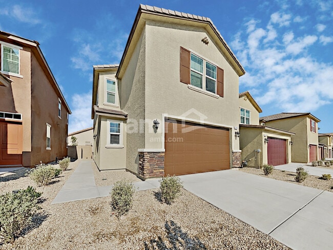 Building Photo - 5873 Petronius St Rental