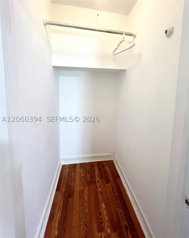 6831 Abbott Ave Unit 3