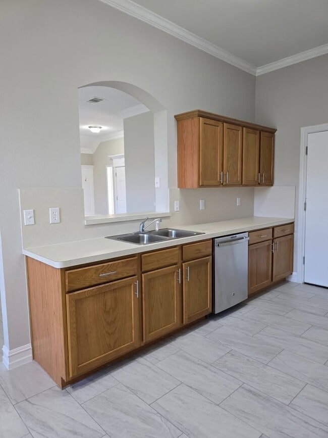 Photo - 613 Countryside Dr