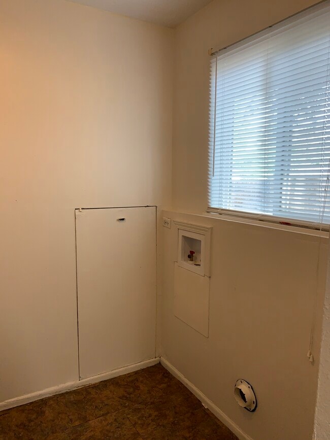 Photo - 914 Oak Ave