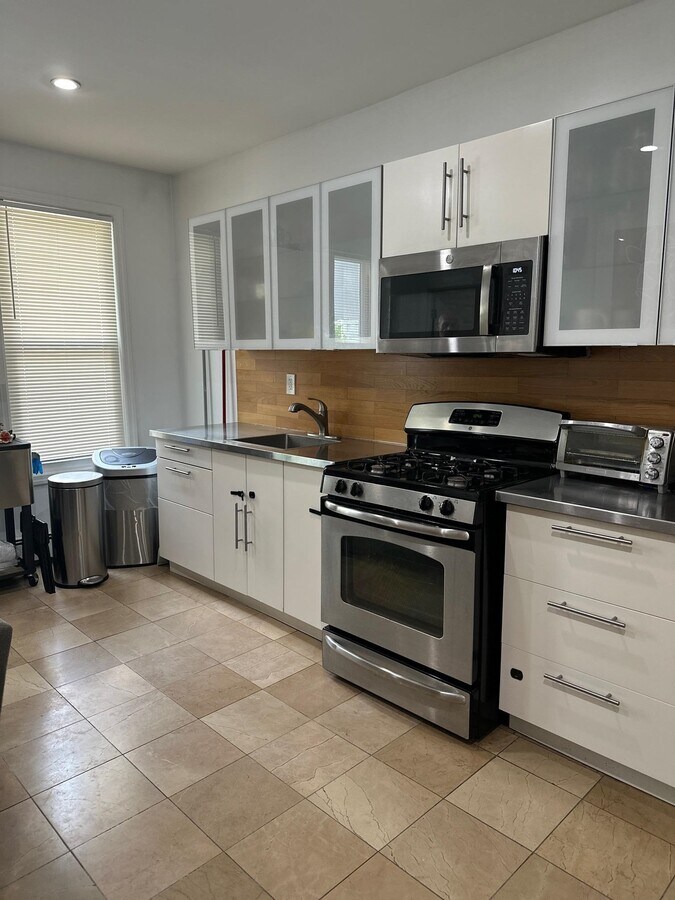 Photo - 265 Cambridge Ave