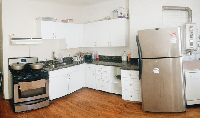 Photo - 9/1 Spacious 2BR apartment in South End ne...
