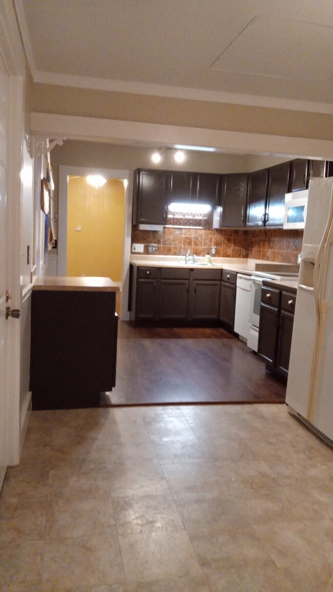 243 Locust St Unit 243