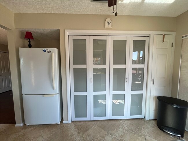 Building Photo - 4031 Davit Dr Unit 4031 Davit Drive